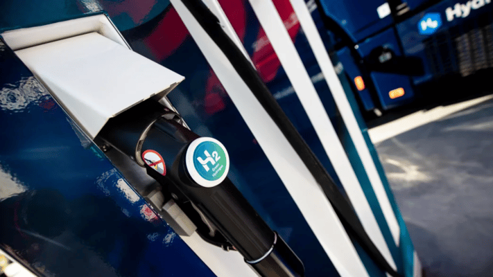 New Zealand is one step closer to low-emissions road freight with the opening of a hydrogen fuelling station in South Auckland yesterday.