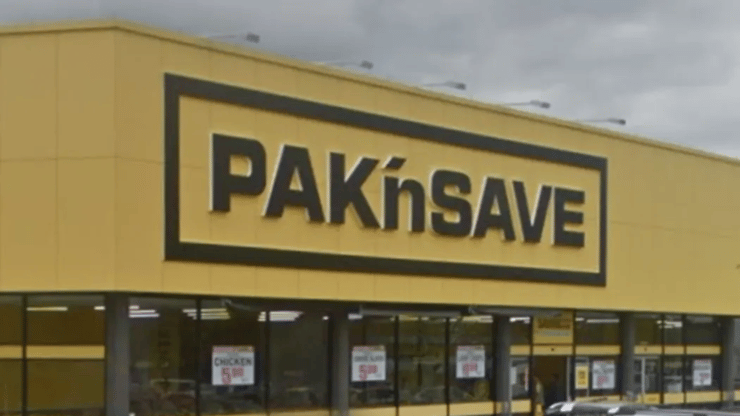 A New Zealand Food Safety investigation has concluded a rat foot found in a garlic bread most likely came from the home of the complainant