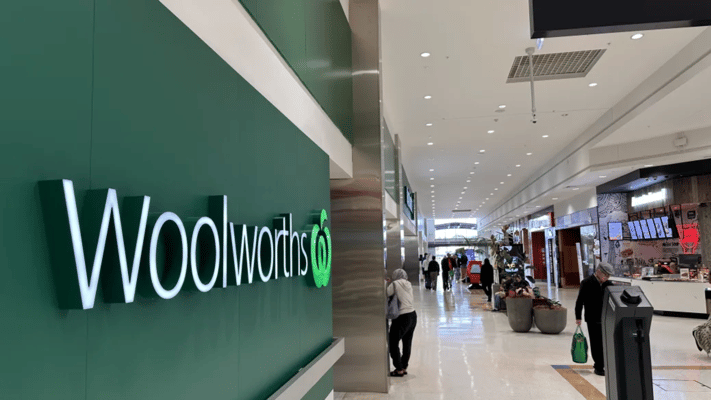 A major supermarket chain is asking the government to improve trespass laws, saying the current system does not have enough teeth.