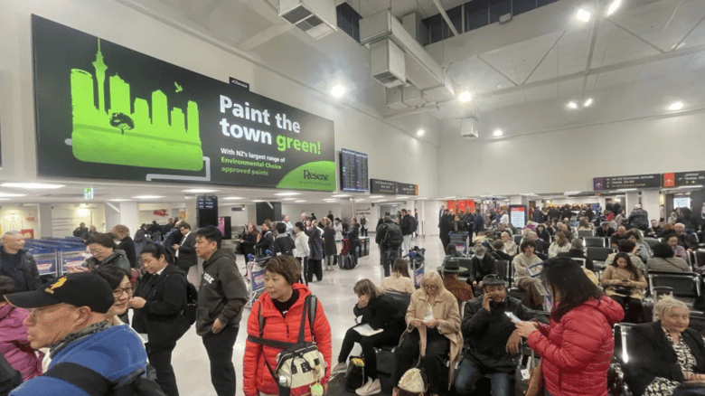Record Numbers Leaving NZ As May Departures Exceed Arrivals