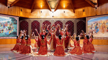 Indiance Celebrates 20 Years Of Bollywood Dance In Auckland