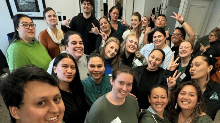 Hundreds of nurses called on to fill critical workforce shortages are without jobs, with one in four recent graduates unemployed and international nurses warning others to stay away.