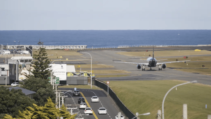 Wellington Airport has suspended five taxi drivers from using the taxi rank after they used the parents' room to heat their dinners