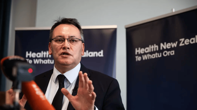 Health Minister Eyes Immigration Changes For Healthcare Staff