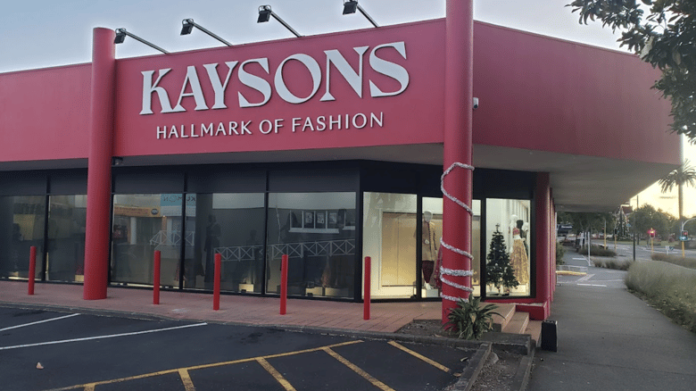 Auckland’s Indian Fashion & jewellery Store Raided, Family Member Attacked