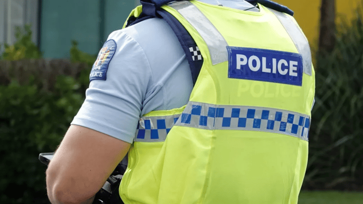 Police Officer Assaulted After Youth Brawl in Central Dunedin