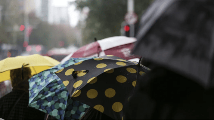 A heavy rain watch has been issued from 10pm in Northland, and from Tuesday morning in Auckland and Great Barrier Island as well as the Coromandel Peninsula.