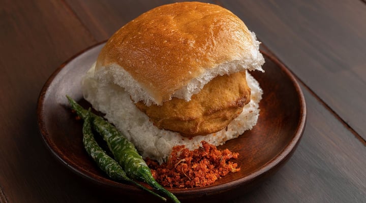 Vada pav ranks 19th in world’s top 50 best sandwiches