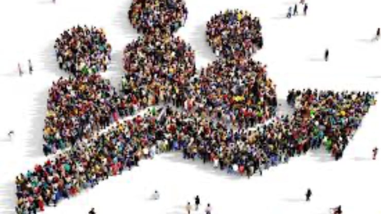 NZ Population Drops Slightly as Births Rise and Deaths Fall
