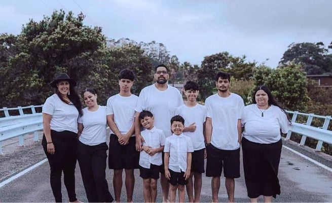 Anthony Edwards, centre, with partner Zoe Dyer and their children, is undergoing treatment in Chandigarh, India, for neuroendocrine cancer. Photo / Maru Henare