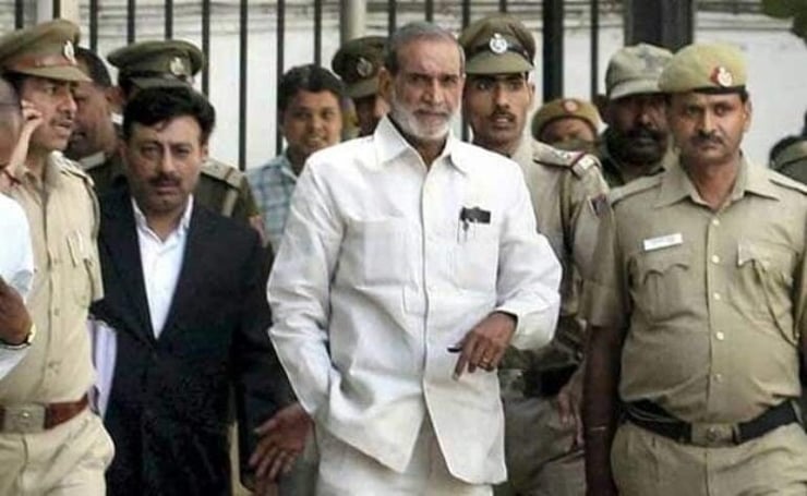 Delhi HC convicts Sajjan Kumar in 1984 anti-Sikh riot case
