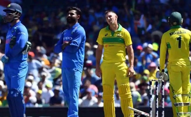 2nd ODI: Marsh ton powers Australia to 298/9 vs India