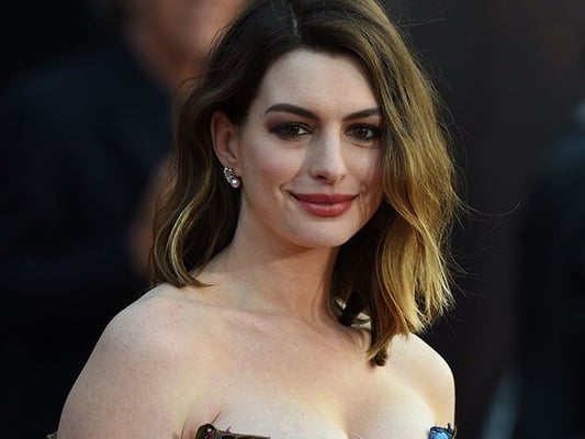 Anne Hathaway quits drinking believes parenting the right way