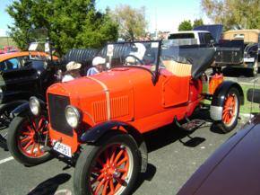 Ford lovers strut their stuff