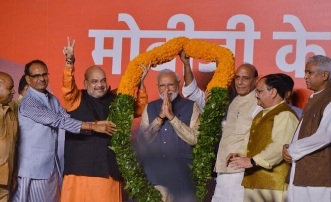 Modi Wave turns to TsuNamo