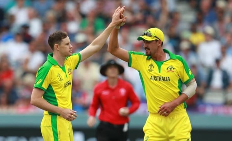 Australia seal semi-final berth with dominant win over England