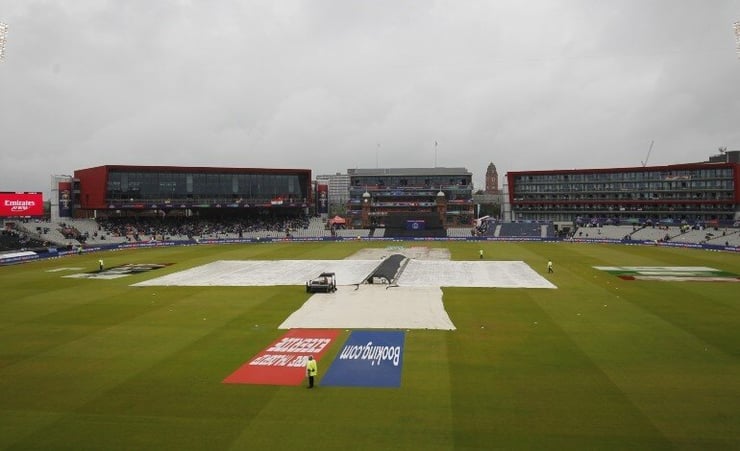 Advantage India if notorious Manchester weather strikes reserve day