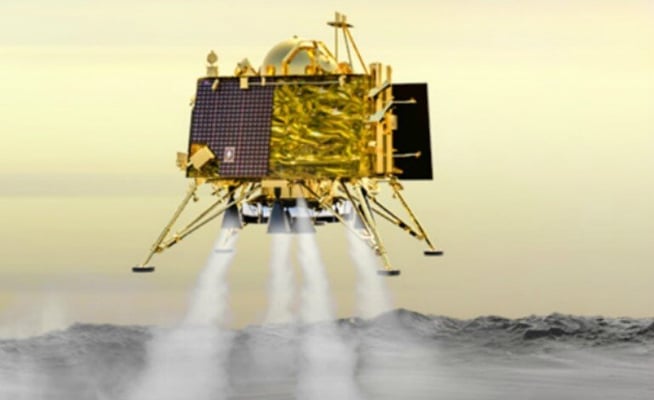 Setback to moon mission as link to lander lost