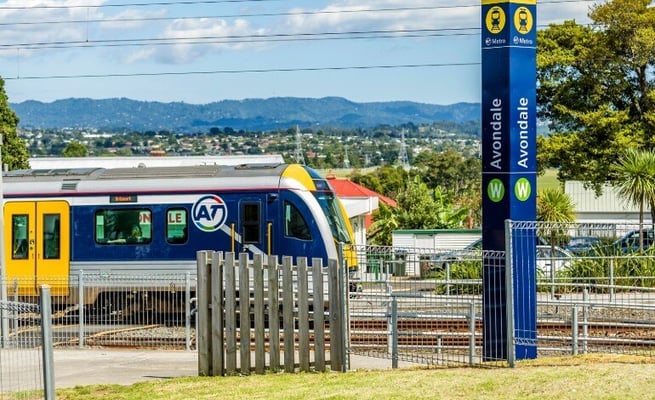 Free child fares on public transport at weekends