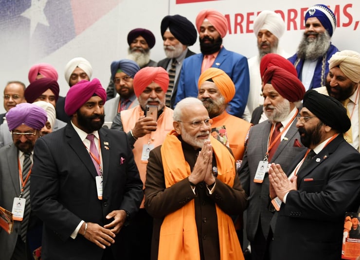 Sikh delegation meets Modi in US, thanks him for Kartarpur