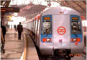 Women commandos and sniffer dogs for Delhi Metro
