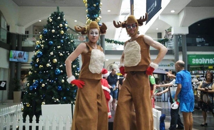 Royal Oak Mall brings a complete Christmas entertainment lineup for families this December