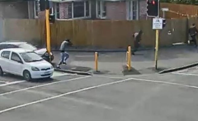 Aggravated robbery in Christchurch, police looking for two armed offenders