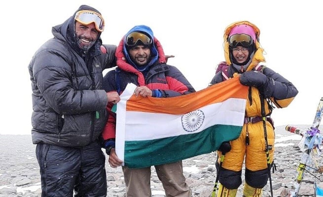12-year-old Indian girl youngest to scale Mt. Aconcagua