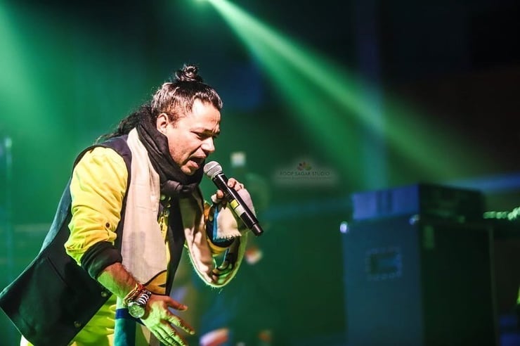 18 musical icons unite for virtual concerts