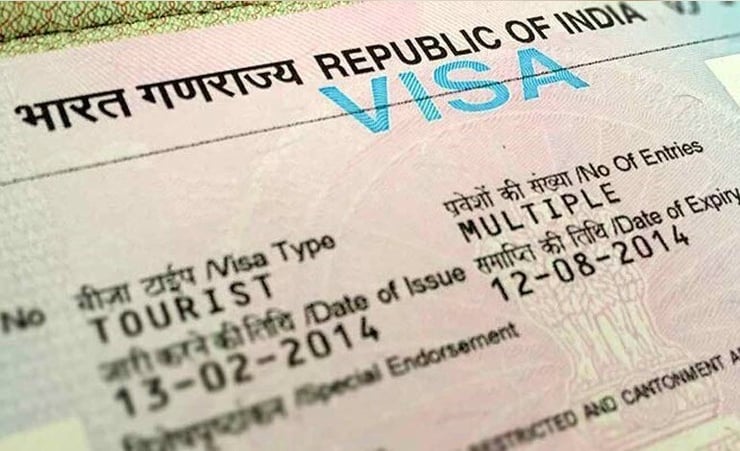 India suspends visas granted to foreigners till May 3