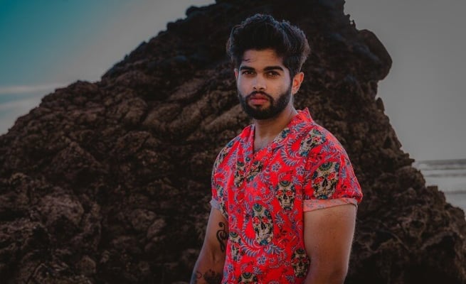 Kiwi Indian singer AJ’s second single PLEASE. appeals to a global audience