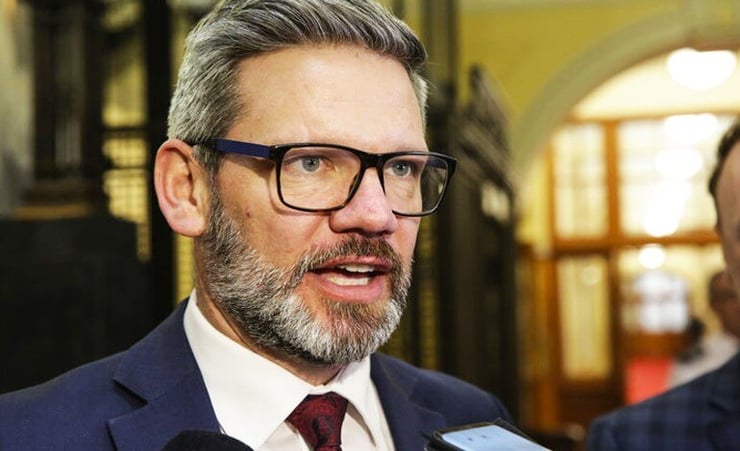 Border restriction for overseas partners and children lifted