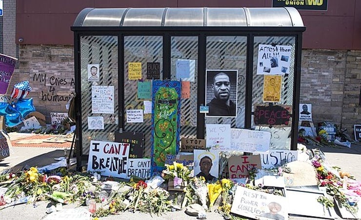 Chicago sees deadliest day in 60 years amid protests
