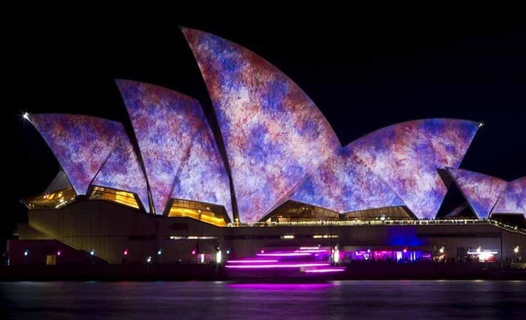 A virtual backstage tour of Sydney Opera House