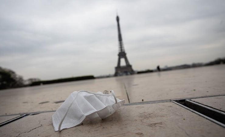Eiffel Tower reopens after three months