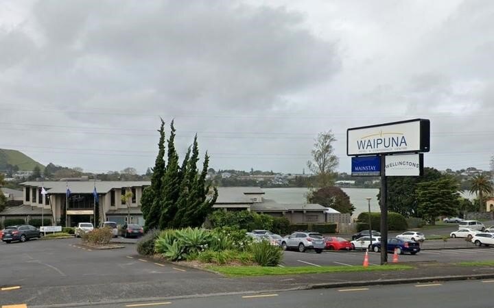 Fourth escape from isolation: Person breaks window to get out of Auckland hotel