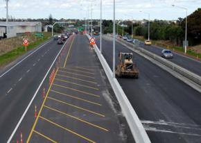 New Mangere bridge opens
