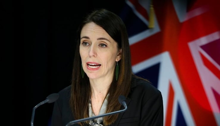 Auckland lockdown to continue for 12 more days