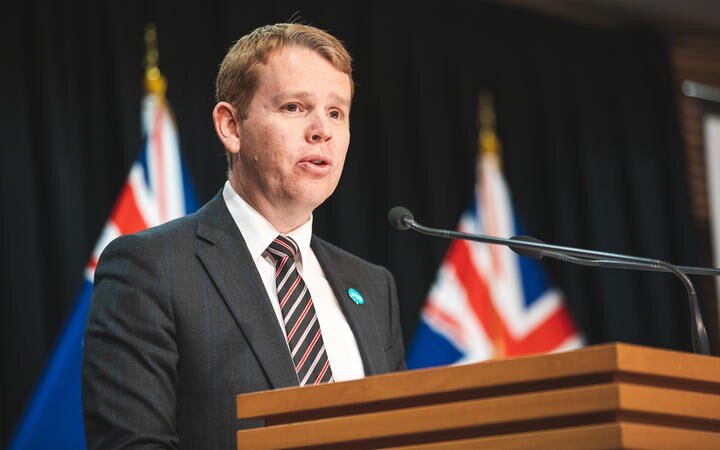 Covid-19: Student who tested positive an undisclosed contact, Hipkins says
