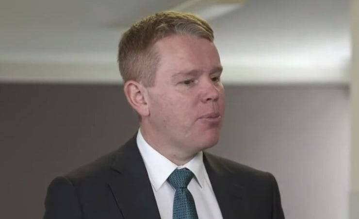 Labour pledges to focus on apprenticeships, scrap decile system