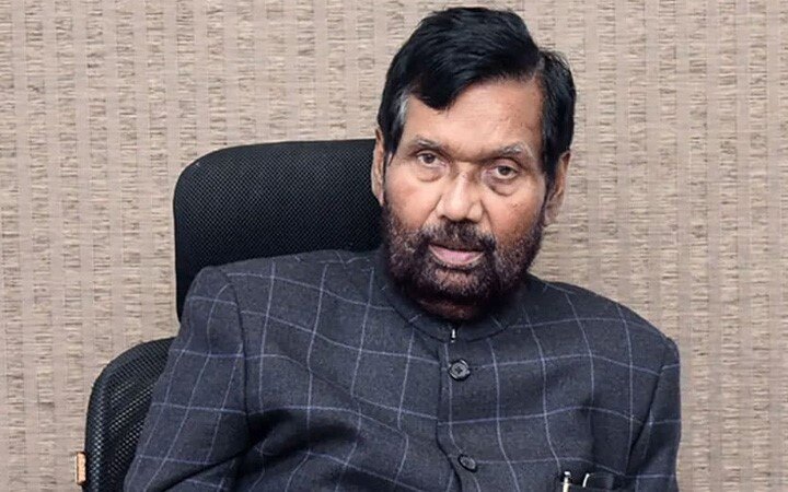 Ram Vilas Paswan passes away in Delhi hospital, condolences pour in