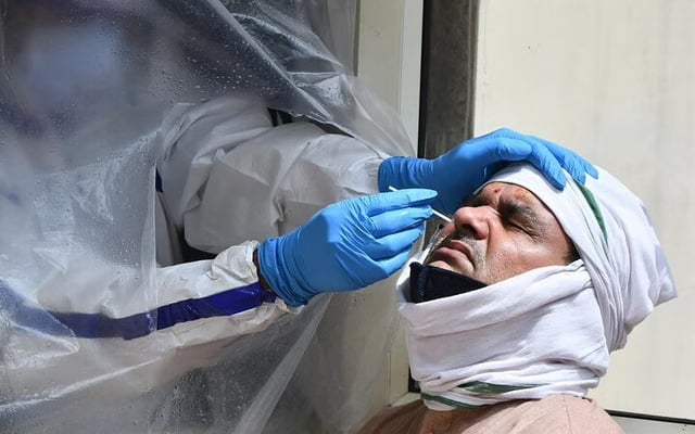 Delhi reports highest single-day spike of 7,830 Covid cases