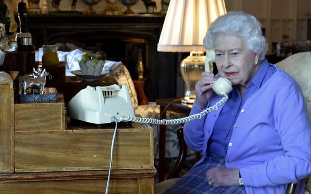 UK's Queen Elizabeth II 'to wait in line' for Covid vaccine