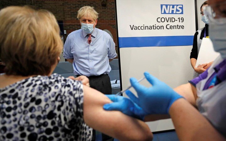 Britons with serious allergies warned against Covid-19 vaccine