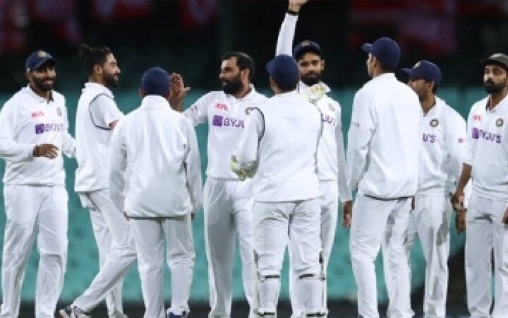 Aussies favourites over India in 1st Test due to pink-ball experience