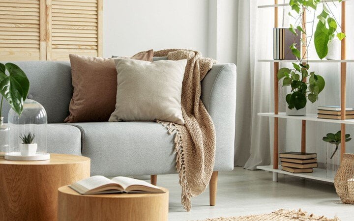 7 things to consider before hiring an interior designer
