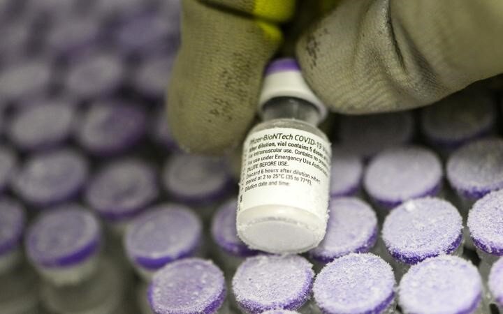 Covid-19: New Zealanders have to wait their turn for vaccination - Chris Hipkins