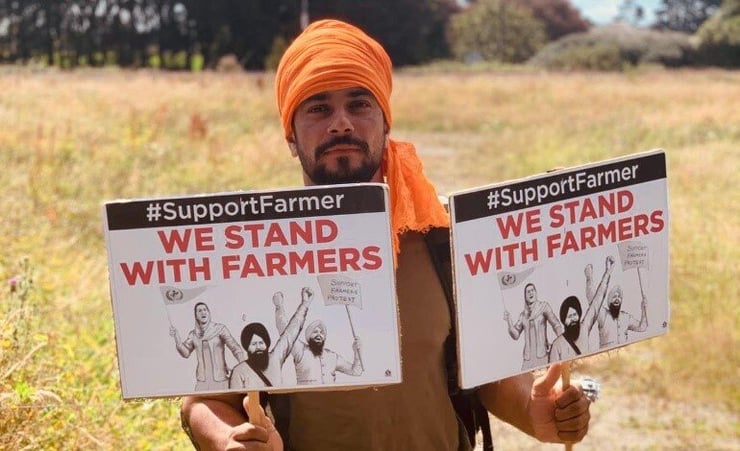 Man walks 28 hours from Tauranga to Hamilton to participate in farmers protest