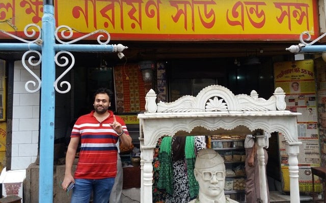 Century-old Kolkata snacks shop preserves Netaji's nostalgia