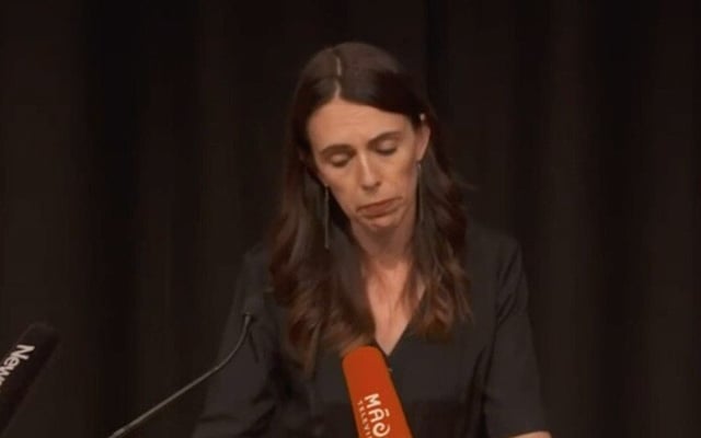 PM announces Auckland will drop to alert level 1